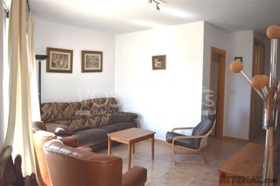 NEW LISTING - A 2 bed, 2 bath two storey Villa of 177m2.. - 7