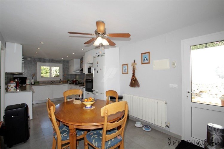 Sea view villa for sale in Moraira on a quiet street within.. - 8