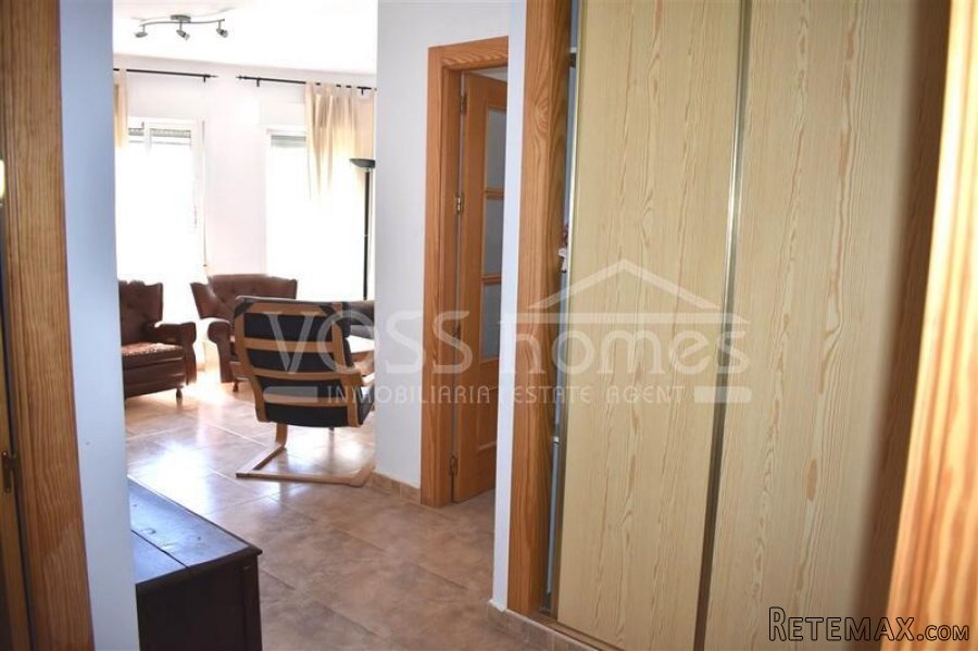 NEW LISTING - A 2 bed, 2 bath two storey Villa of 177m2.. - 10