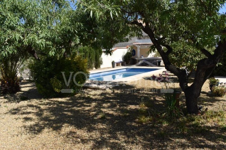 NEW & EXCLUSIVE TO VOSS HOMES - A lovingly maintained.. - 9