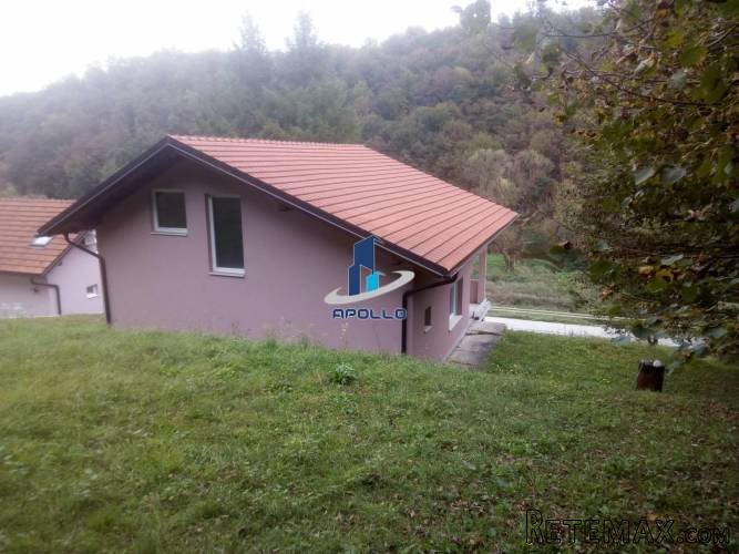 Karlovac, vikendica u blizini rijeke Korane