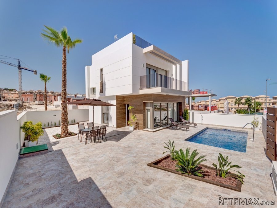 Beautiful key ready villa located in San Miguel de.. - 2