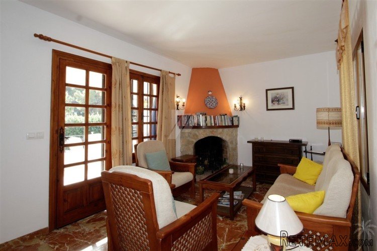Bungalow for sale in Moraira, within walking distance to.. - 3