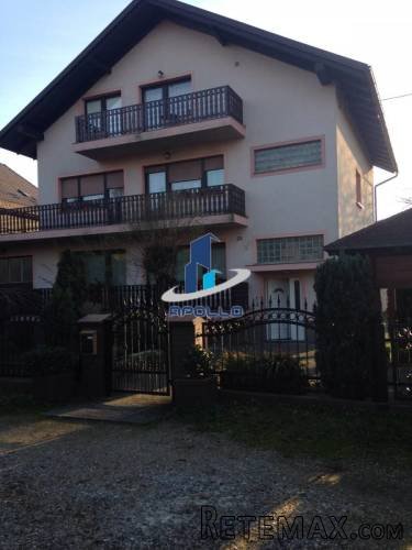 Velika Mlaka, kuća 450m2
