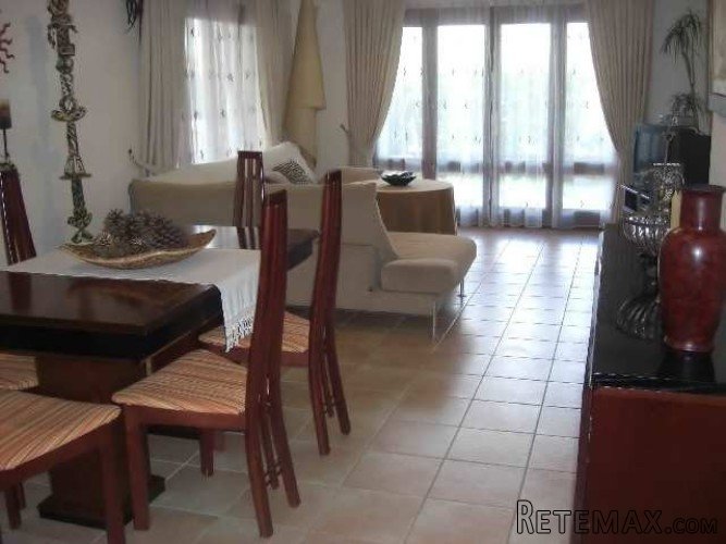 Ground floor apartment very well situated in the sought.. - 2