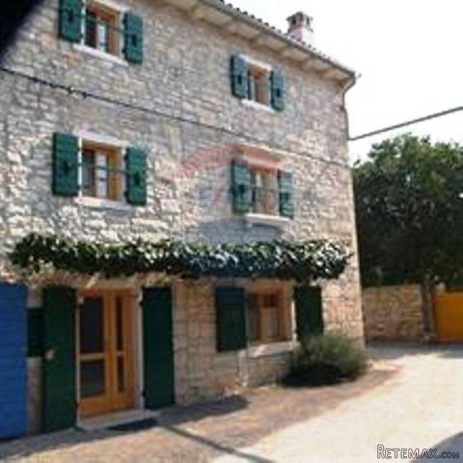 2 KUĆE S BAZENOM - KATEGORIZIRANO ZA 10 LJUDI - 3