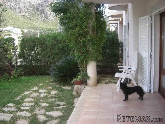Ground floor apartment very well situated in the sought.. - 3