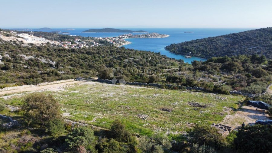 ROGOZNICA, građevinsko zemljište sa predivnim panoramskim po
