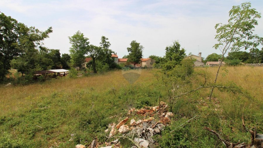 Istra, Grožnjan okolica, lijepa građevinska parcela - 7