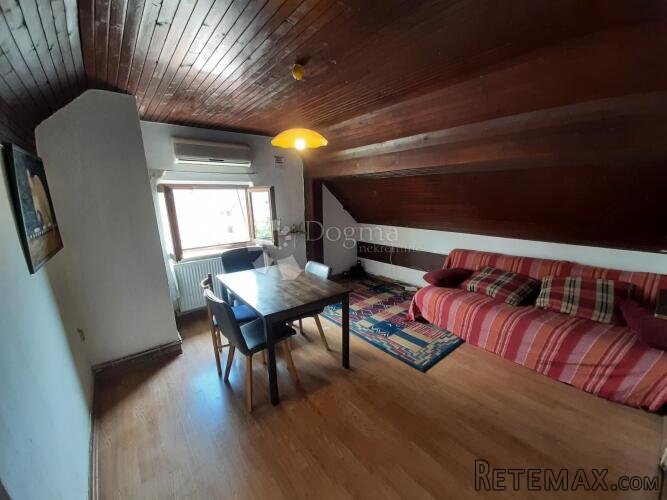 Trešnjevka, blizu Selske: 4-soban stan u potkrovlju, 51 m2