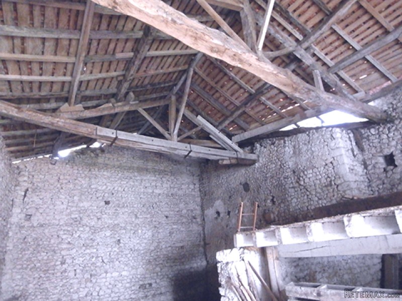 Two Beautiful Barns For The Price Of One - 2