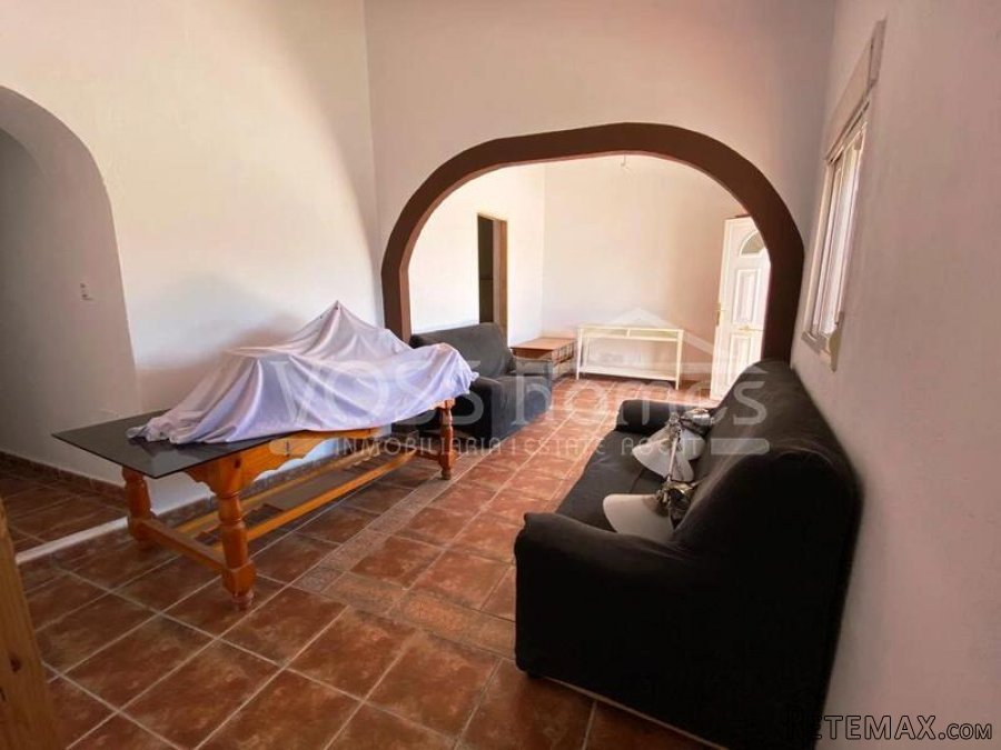 Semi detached country house of approx 104m2 currently with.. - 11