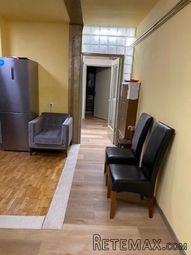 Prodajem cetvorosoban stan kod Gradske bolnice - 12