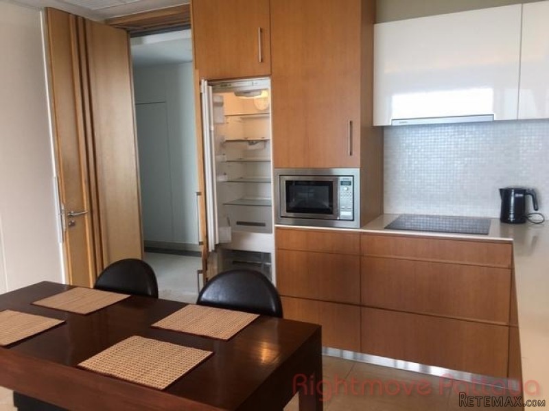 1 Bedroom Condo for sale in Wongamat -.. - 2