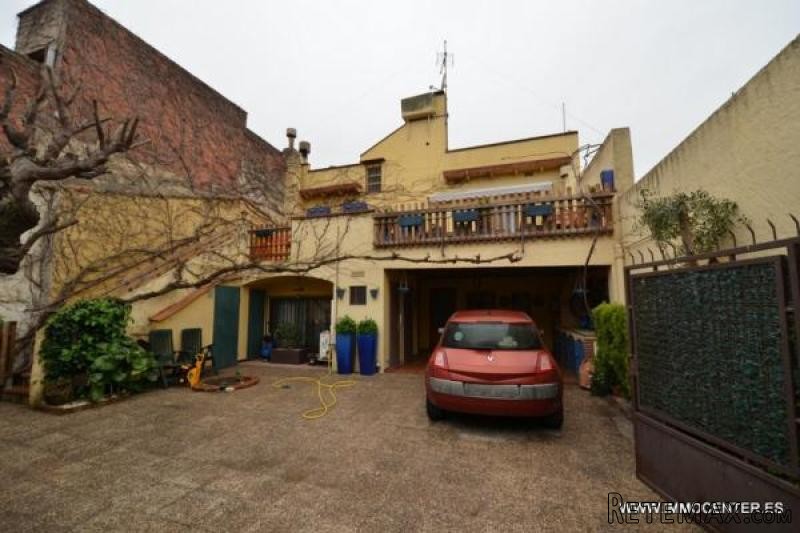 ALT EMPORDA: Nice rustic village house.. - 2