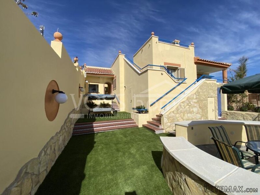 NEW & EXCLUSIVE TO VOSS HOMES - A beautifully and totally.. - 15