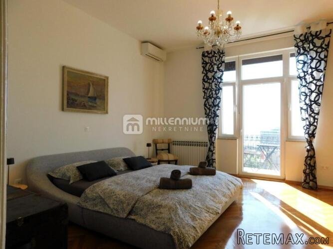 Opatija, 205m2, 3-sobni stan s dnevnim boravkom u vili - 5