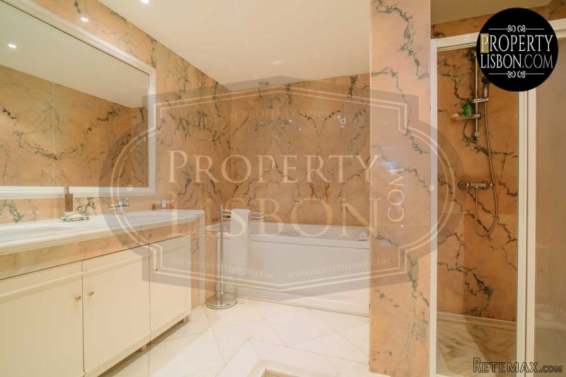 T1 Lisbon Apartment with Elevator for..