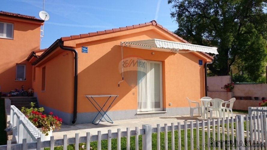 ISTRA, PULA, SAMOSTOJEĆA KUĆA I DVA APARTMANA - 5