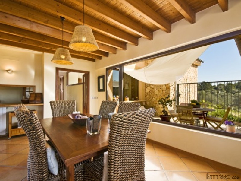 Modern Sea View Villa In Puntiro - 2