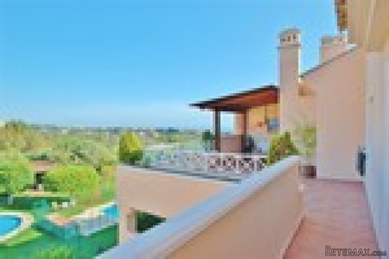 Apartment For Sale In Golf Rio Real.. - 2