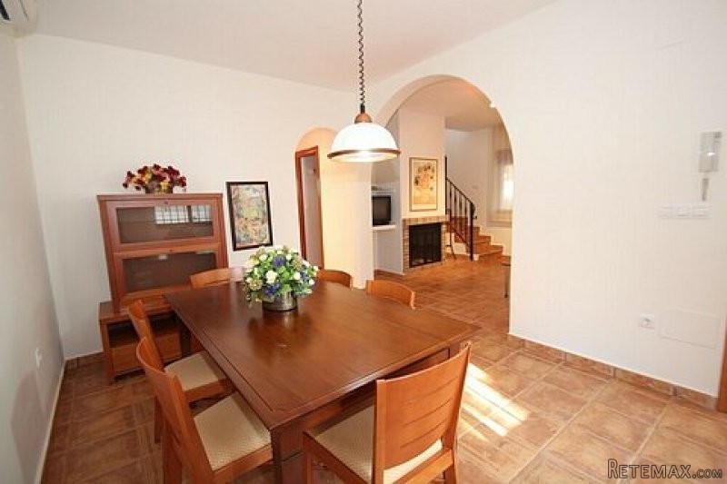 4 bed Beachside Corner Plot Semi.. - 2