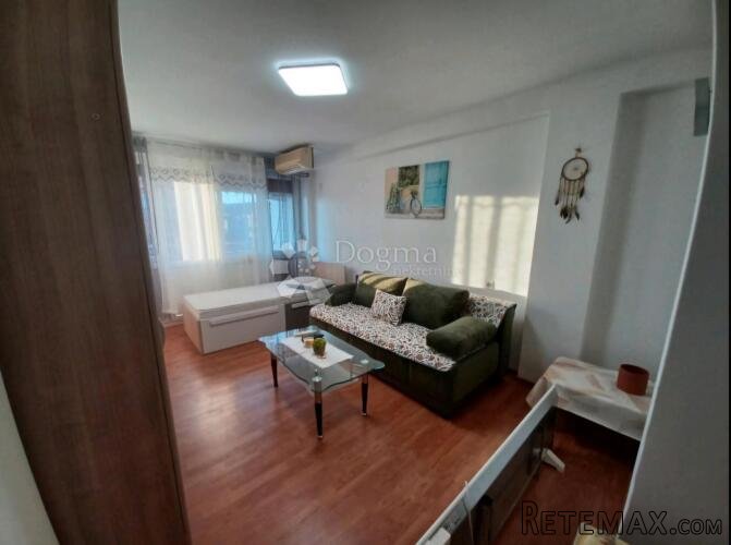 Belveder, Rijeka, 2SB+DB, 63m2, IDEALAN ZA STUDENTE!