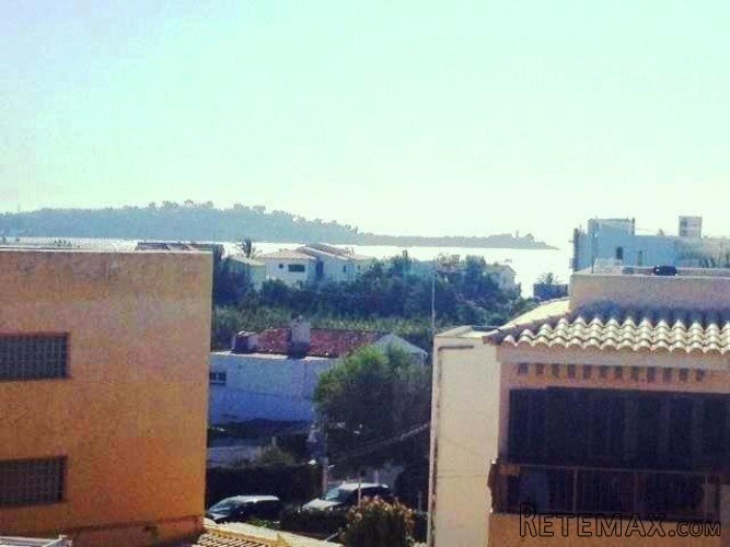 Lovely top floor apartment in Puerto Pollença with genuine.. - 2