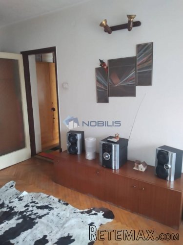 Zagreb, Dubrava, 54 m2, 3. kat , loggia, kod placa i.. - 2