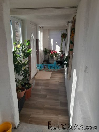 PRILIKA BRIBIR KAMENA KUĆA