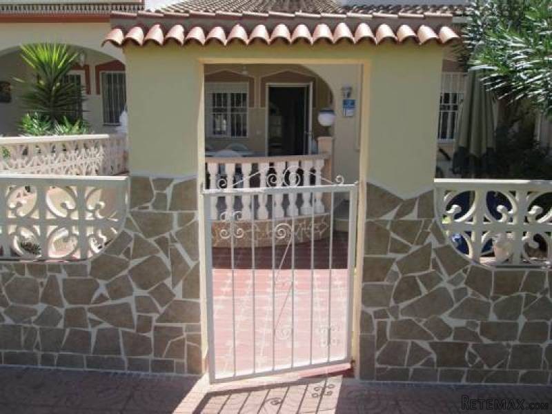 2 Bedroom 2 Bathroom Townhouse In..