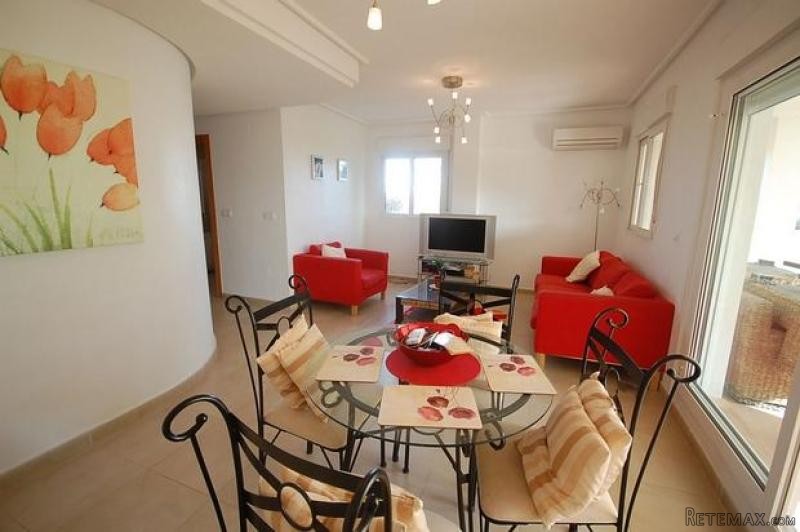 2 bedroom ground floor flat for sale