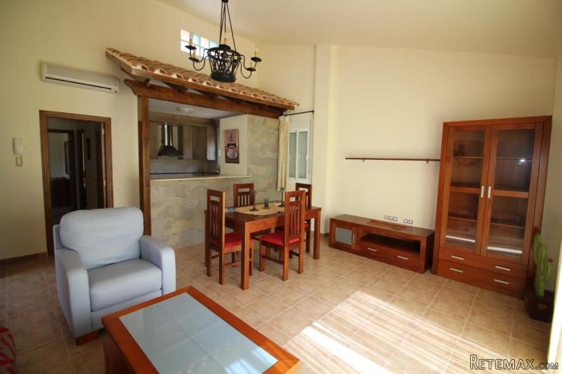 Quality Detached villa, under 100,00.. - 2