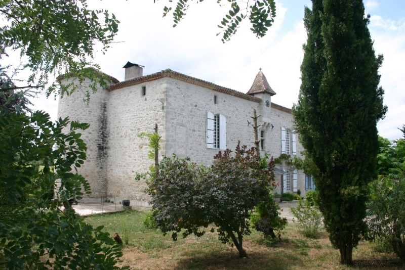 Magnificent Small Estate Comprising Of.. - 2