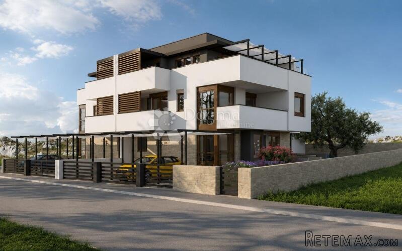 PAG, građevinsko zemljište s dozvolom, PRILIKA