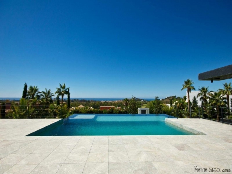 4 Bedroom Villa For Sale Situated In..