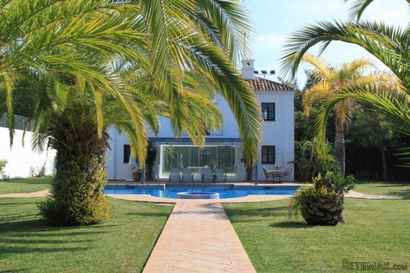 6 Bedrooms - Villa - Malaga - For Sale - 2