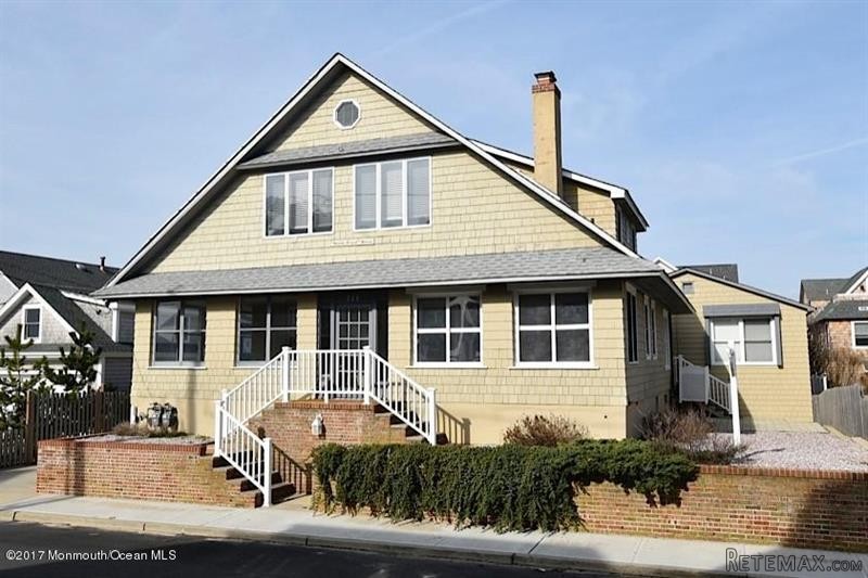 7 bedroom Detached House For Sale: 228..