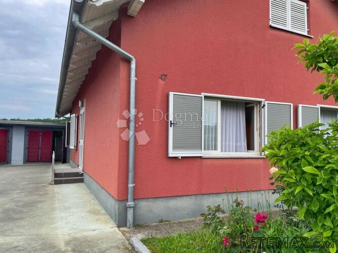 Velika obiteljska kuća u Jastrebarskom - 2