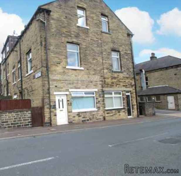4 bedroom, End Of Terrace House house..