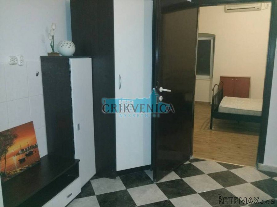 Crikvenica, stan 68 m2 200m od mora