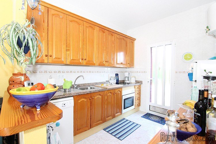 This beautiful connected home is located in a quiet area of.. - 4