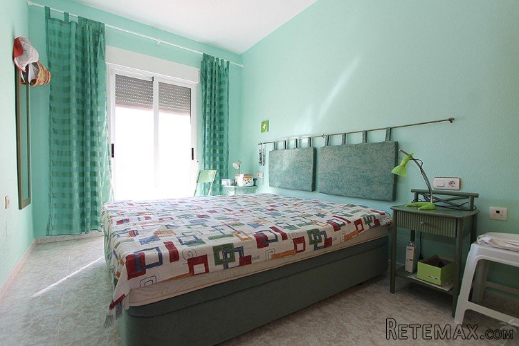 This beautiful connected home is located in a quiet area of.. - 6