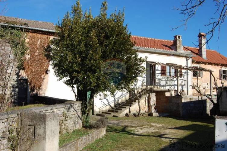 Istra, Žminj, Autohtona istarska kuća sa šternom