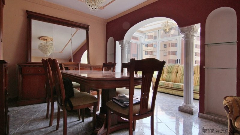 Central 3 Bedroom Apartment with.. - 2