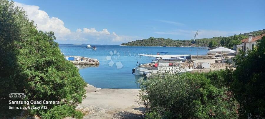 OTOK ŽUT, KORNATI - KUĆA PRVI RED UZ MORE - 2