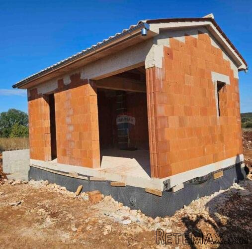Istra, Kuća s velikom okoćnicom - 3