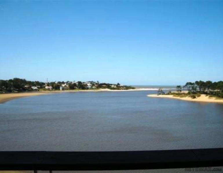 3 Bedroom Apartment - For Sale -..