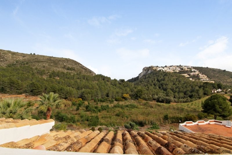 5 Bedroom Villa El Portet with stunning..