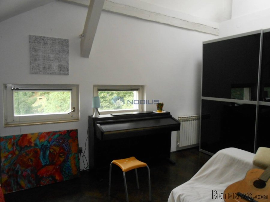 Zagreb, uži centar, Tomićeva, pogled na Gornji i Donji grad - 5